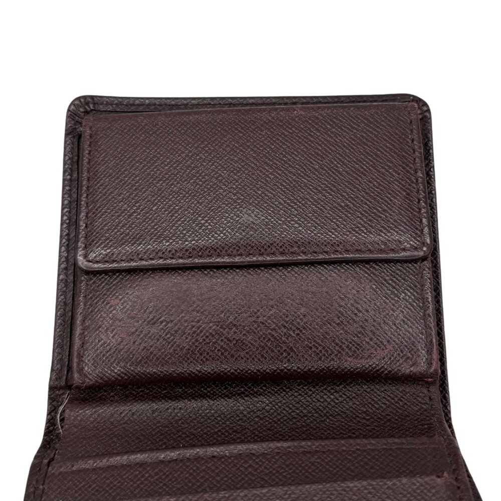 Louis Vuitton Taiga Raisin Bifold Wallet - Picture 3 of 7